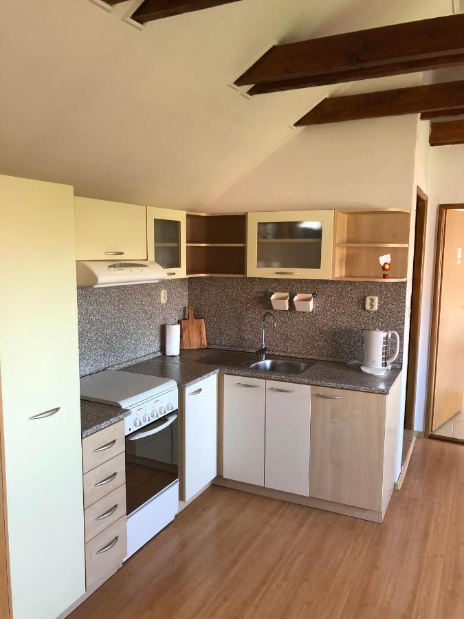 Komárno Apartman Silvia מראה חיצוני תמונה